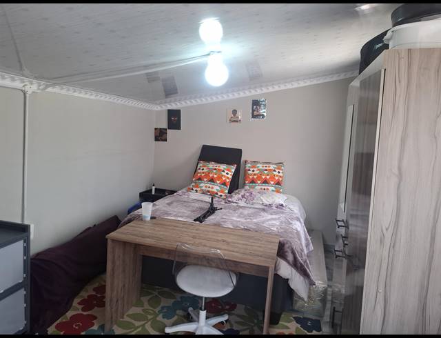2 BEDROOM HOUSE FOR SALE IN GLEN HARVIE